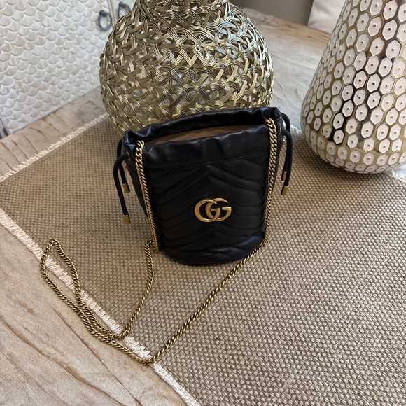 Gucci bag - Picture 1 of 4